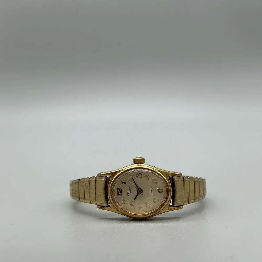 Vintage Timex Cavatina Womens Watch 18mm Gold tone Oval Dial New Battery